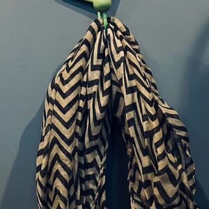 Chevron Patterned Black and Light Brown Circle Scarf